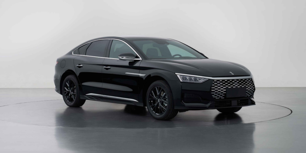 Strategi BYD Melalui Sub-Brand Linghui dalam Industri Otomotif