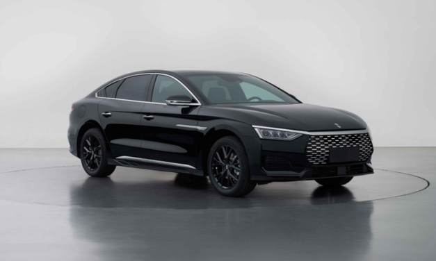 Strategi BYD Melalui Sub-Brand Linghui dalam Industri Otomotif