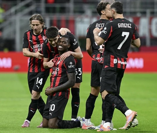 Hasil Liga Italia: AC Milan Tekuk Pisa Meski Dihiasi Kartu Merah