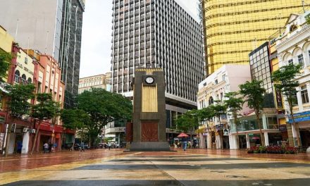 Imlek dan Tren Wisata: Madinah Naik, Pulang Kampung Tetap Kuat