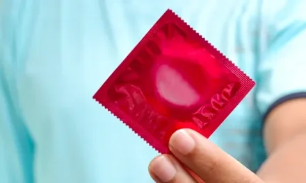 Kondom di Era Modern: Inovasi Produk dan Tantangan Penggunaannya di Indonesia