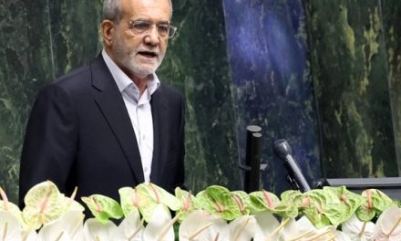 Presiden Iran: Aktivitas Publik Tetap Jalan di Hari Ke-4 Serangan