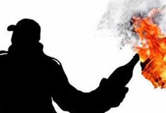 Serangan Bom Molotov Targetkan Russian House di Praha