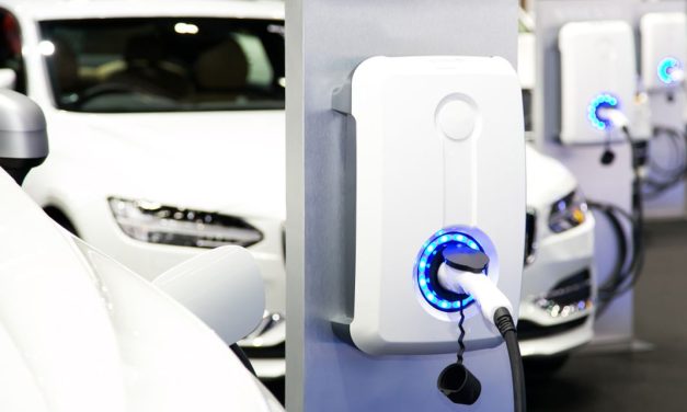 Alasan Mobil Listrik Lebih Mudah Dirawat Dibanding Mobil Bensin