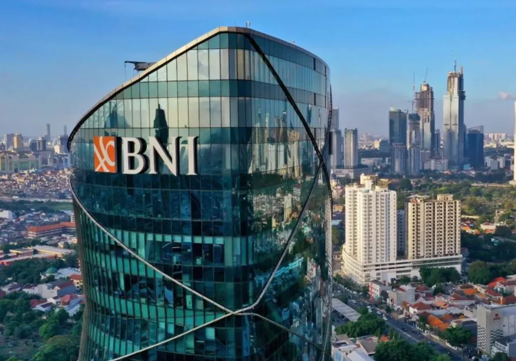 Otoritas Jasa Keuangan meminta Bank Negara Indonesia menyelesaikan kasus dana nasabah di Aek Nabara