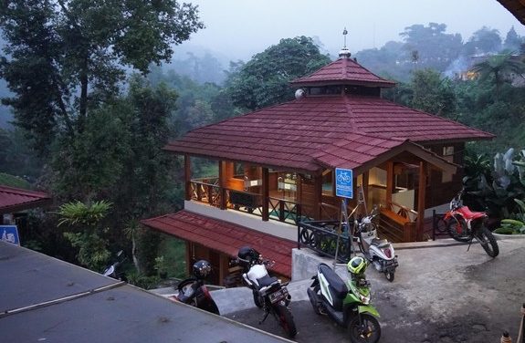 5 Tempat Makan Legendaris di Puncak yang Bikin Ingin Balik Lagi