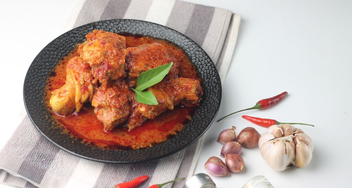 Resep Ayam Bumbu Bali, Gurih Pedas dengan Bumbu Meresap