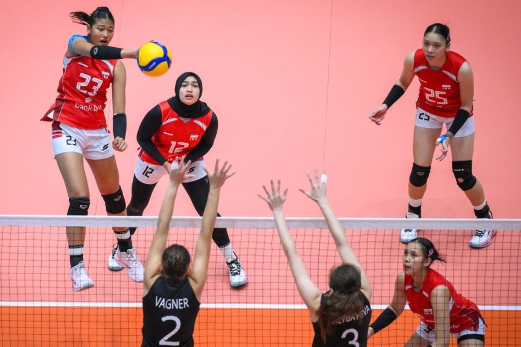 Timnas voli putri U-18 Indonesia saat bertanding melawan Kazakhstan di AVC Cup U18 2026
