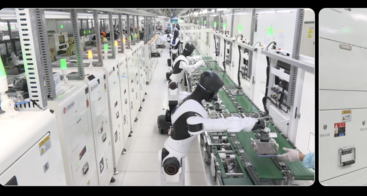 Robot Humanoid Agibot Bikin Kagum, Kerja 64 Jam Tanpa Henti