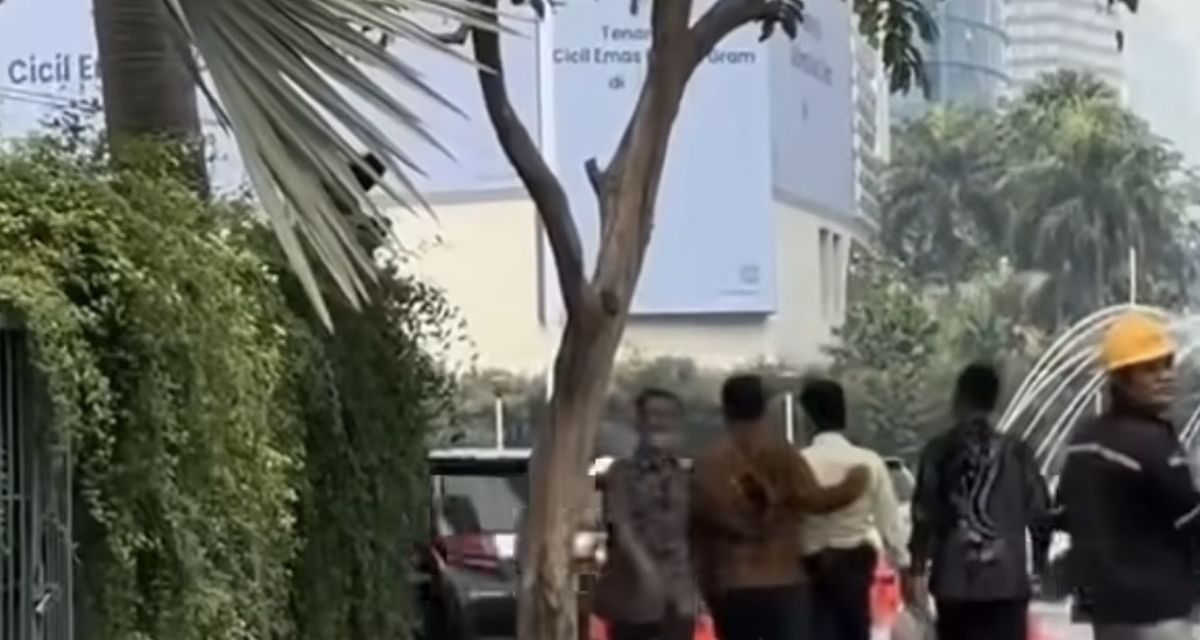 Kronologi Cekcok Satpam Halte Transjakarta dengan Pengendara Alphard di Bundaran HI Terungkap