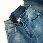 5 Cara Padu Padan Jeans Wide-Leg agar Tampilan Lebih Proporsional