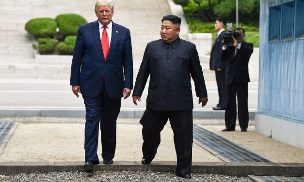 Trump Pangkas Latihan Militer AS-Korsel, Kekhawatiran Keamanan Asia Pasifik Meningkat