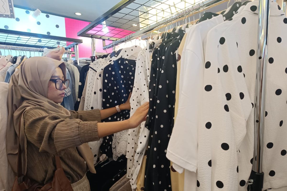pakaian untuk cuaca panas