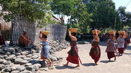 Mulud Adat Bayan
