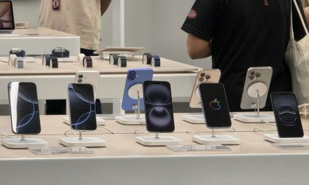 Harga iPhone 15, 16, dan 17 Berubah, Cek Anggaran Terbarunya