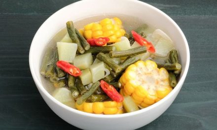 Resep Sayur Asem Bening dengan Timun, Segar dan Mudah Dibuat