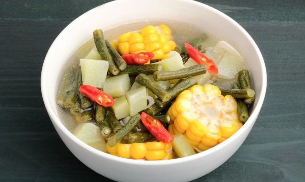 Resep Sayur Asem Bening dengan Timun, Segar dan Mudah Dibuat
