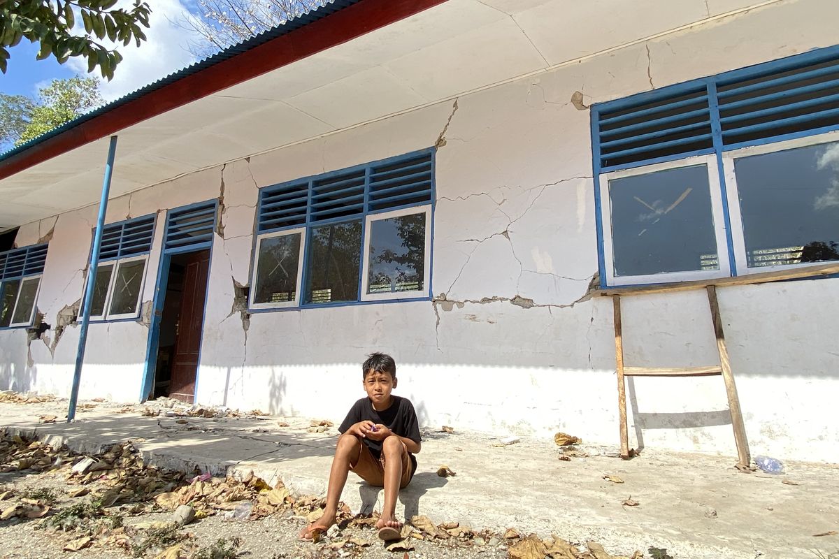 Pemulihan pendidikan pascagempa NTT