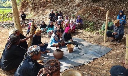 Ngarumat Hulu Cai, Tradisi Warga Sukamulya Ciamis Menjaga Sumber Air